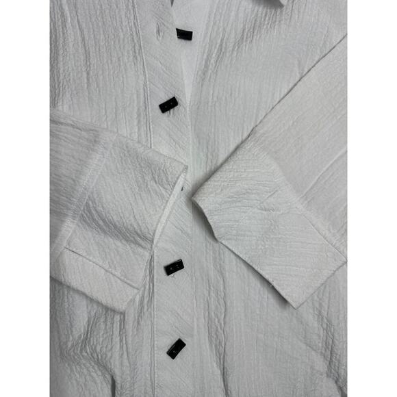 Habitat Pucker Weave White Long Sleeve Loose Fit Blouse Top Toggle Buttons Sz M - Picture 11 of 15
